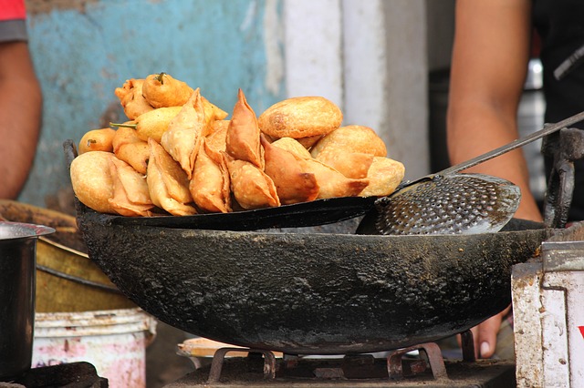 Your Guide To The Best Indian Street Food food around the world