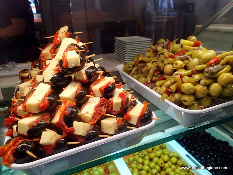 The Best Food in Spain, Olives at Mercade de San Miguel