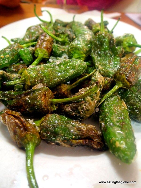 Padrón peppers food in Spain