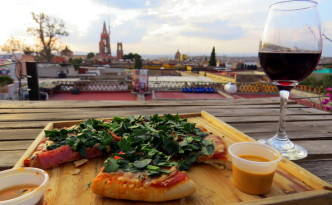 Casa Chiquita pizza San Miguel de Allende
